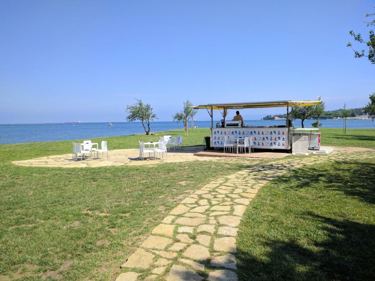 Jan'S Place At Seaside Ankaran Dış mekan fotoğraf